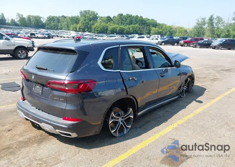2020 BMW X5 Sdrive40I z USA, uszkodzony, nr VIN 5UXCR4C02LLT19035